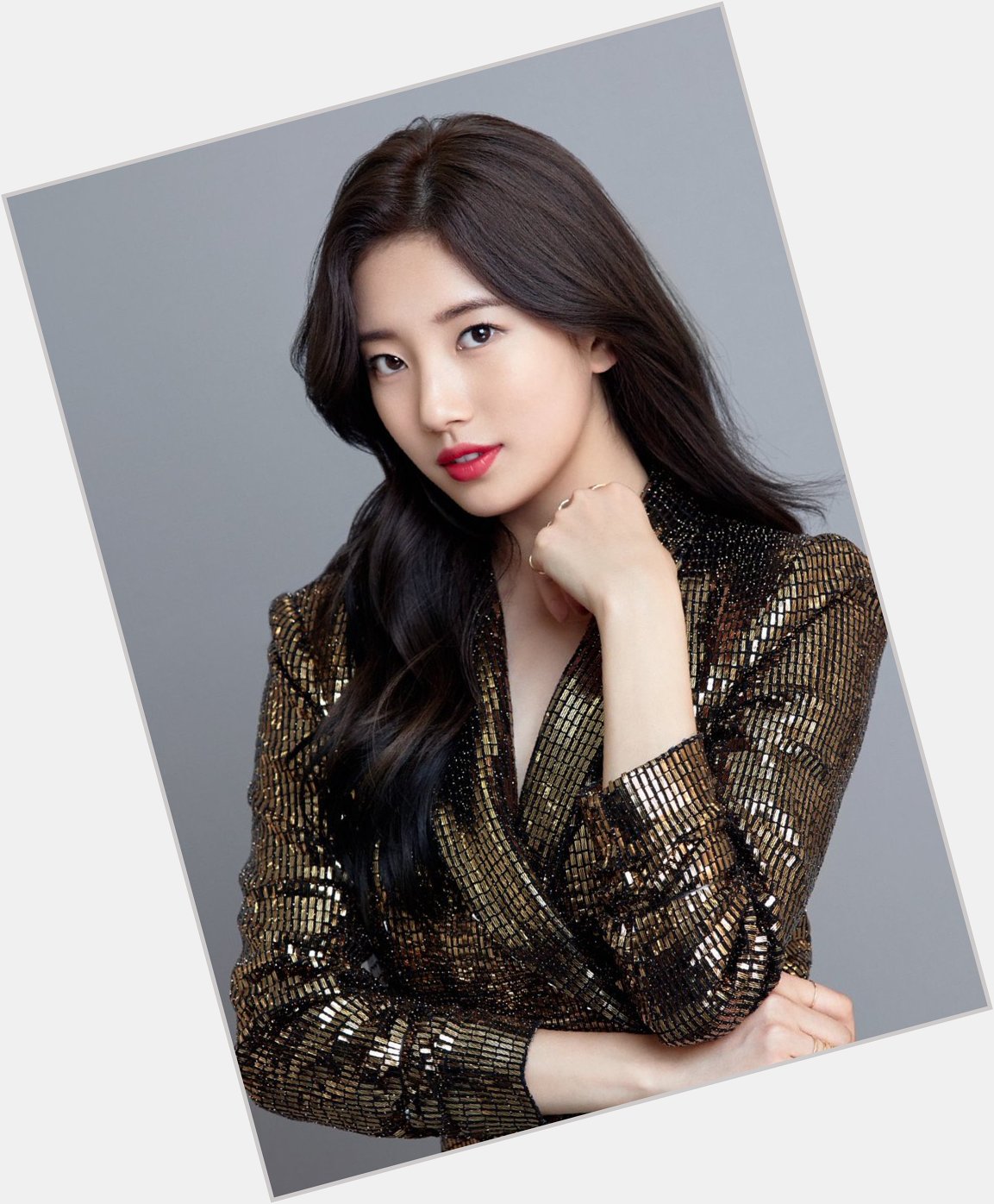 Bae Suzy exclusive hot pic 5