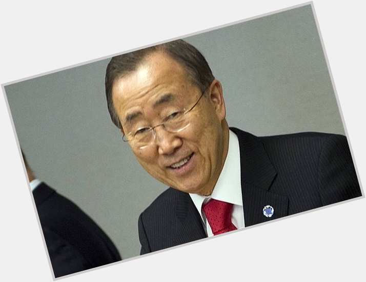 Ban Ki-moon Average body,  salt and pepper hair & hairstyles