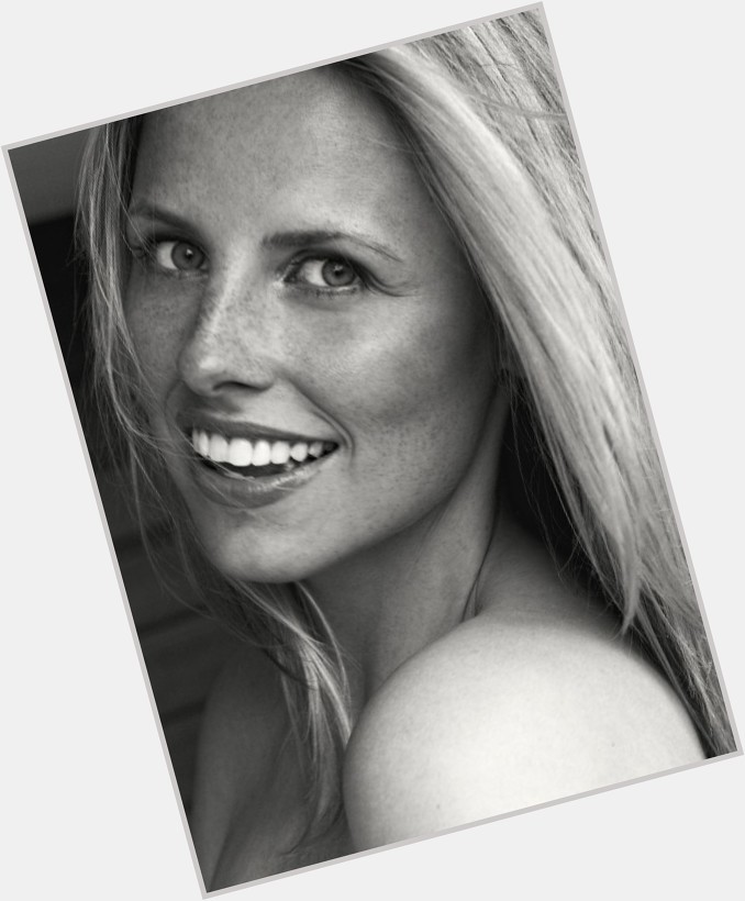 Berit Carstens Slim body,  blonde hair & hairstyles