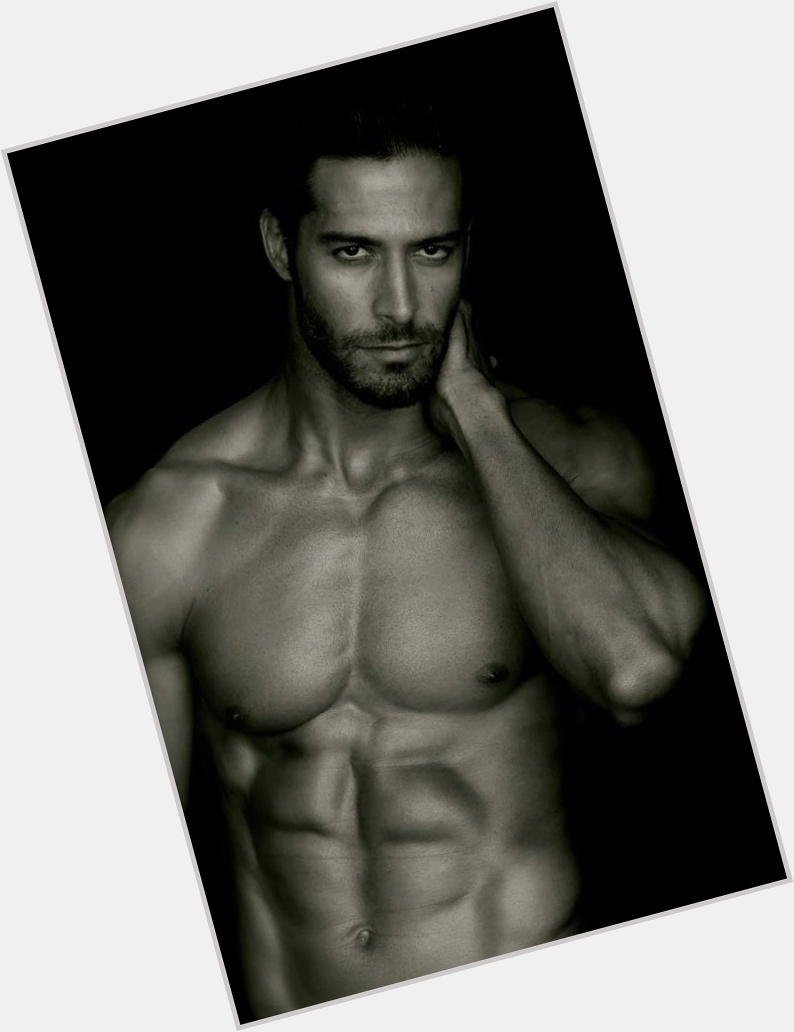 Beto Malfacini Bodybuilder body,  dark brown hair & hairstyles