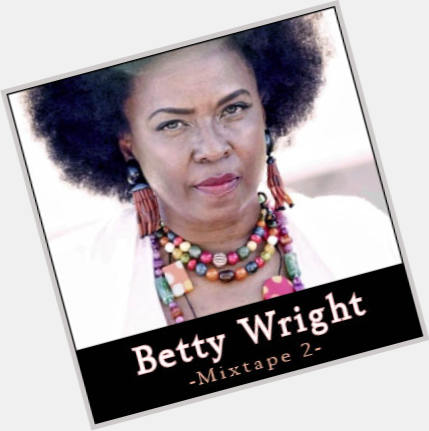 Betty Wright full body 9