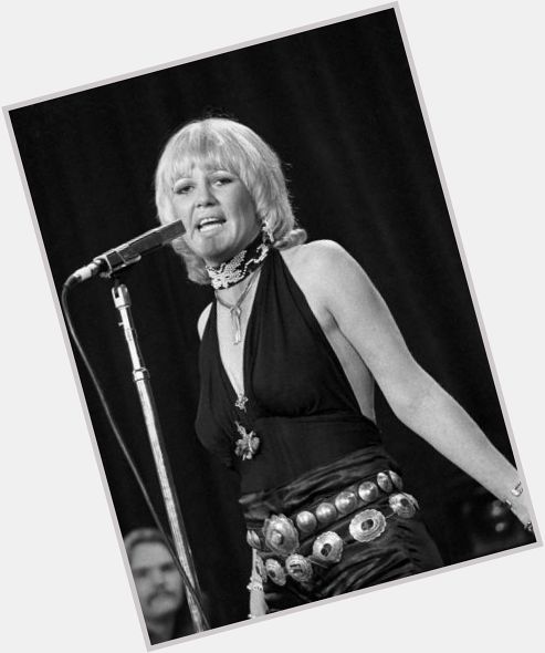 Bonnie Bramlett Average body,  blonde hair & hairstyles