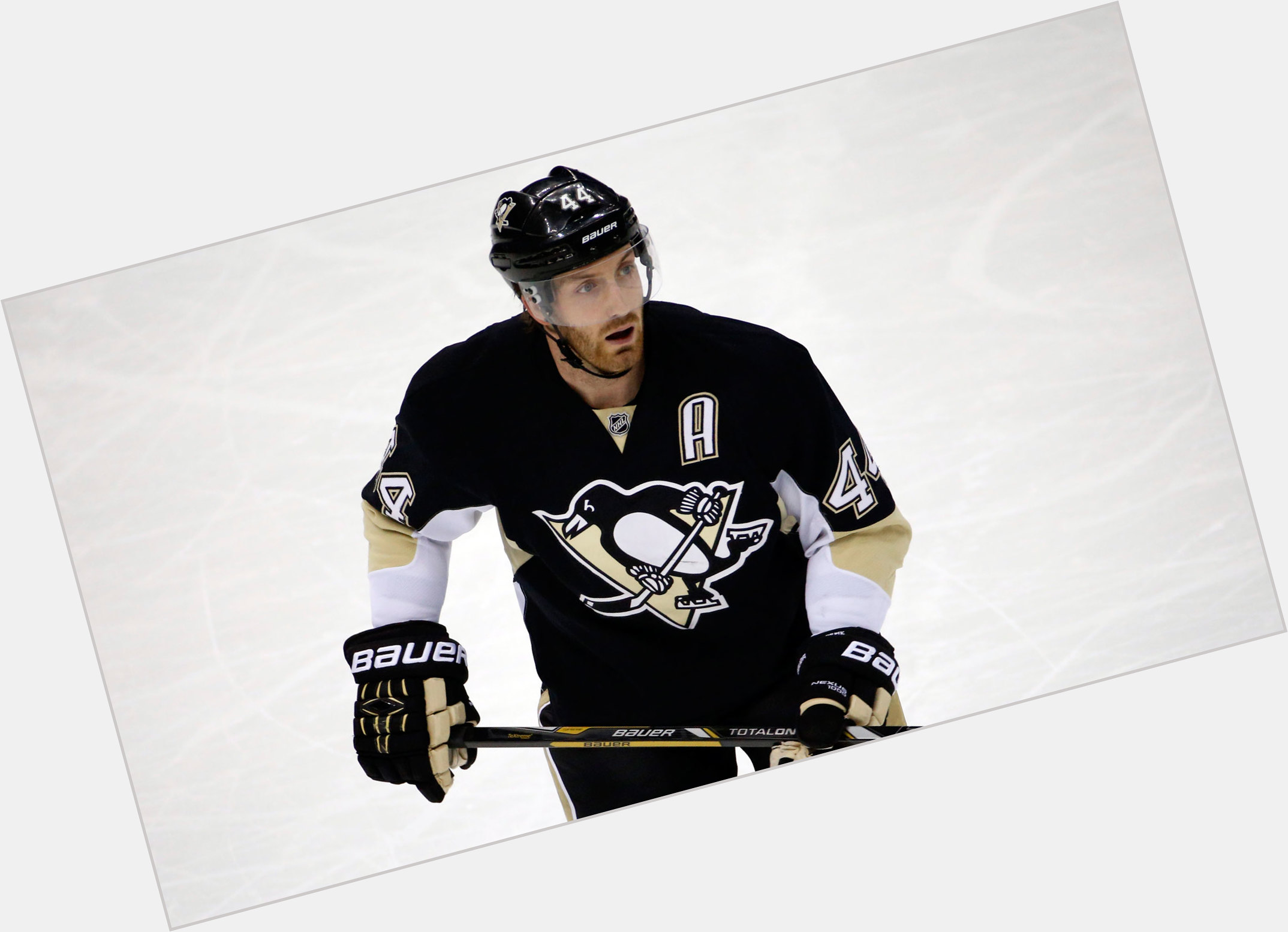 Brooks Orpik picture 1