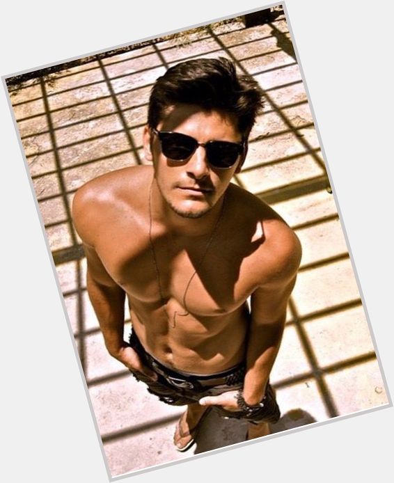 Bruno Gissoni shirtless bikini