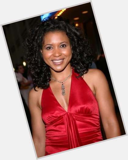 Burnadean Jones Average body,  black hair & hairstyles