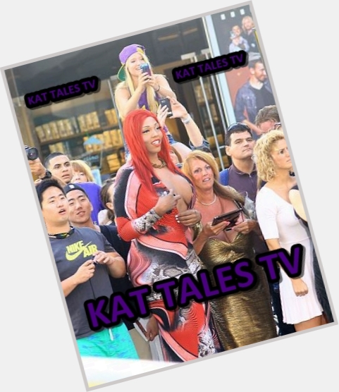 Busty Heart Official Site for Woman Crush Wednesday WCW