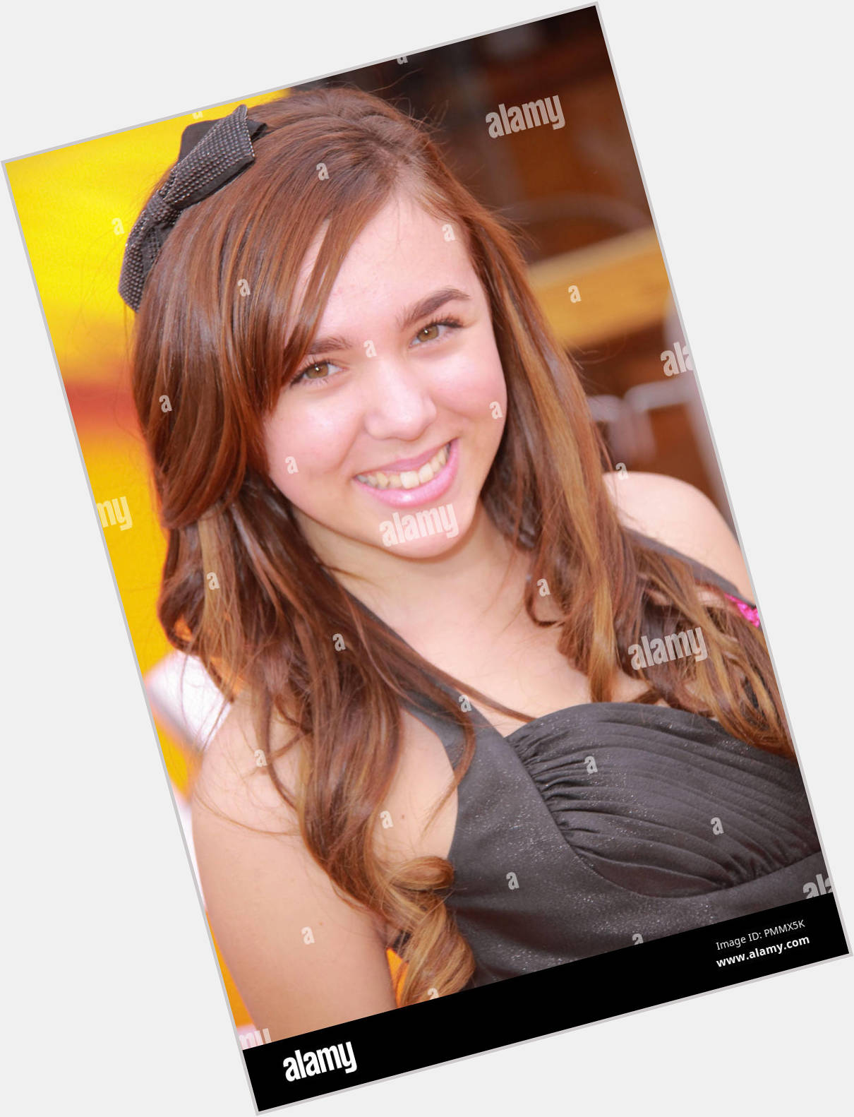 Camryn Molnar  dark brown hair & hairstyles