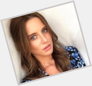 Canan Caliskan Slim body,  blonde hair & hairstyles