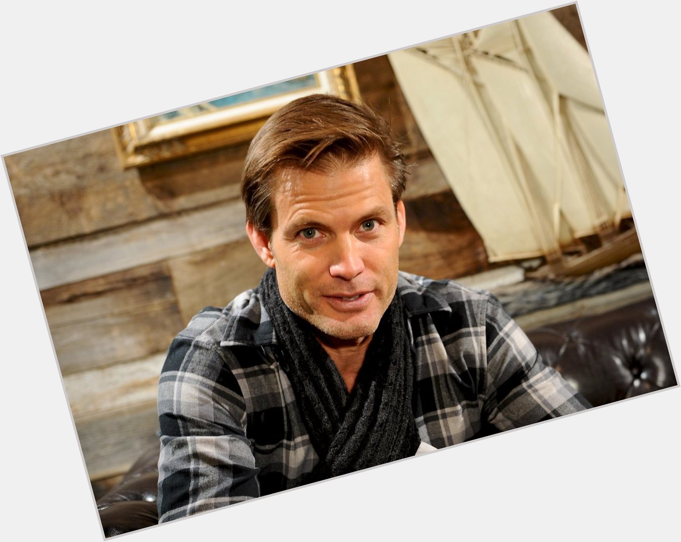 Cappy Van Dien Average body,  dark brown hair & hairstyles