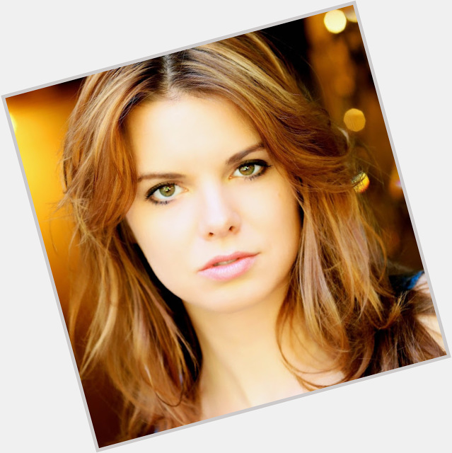Catherine Annette Average body,  dyed red hair & hairstyles