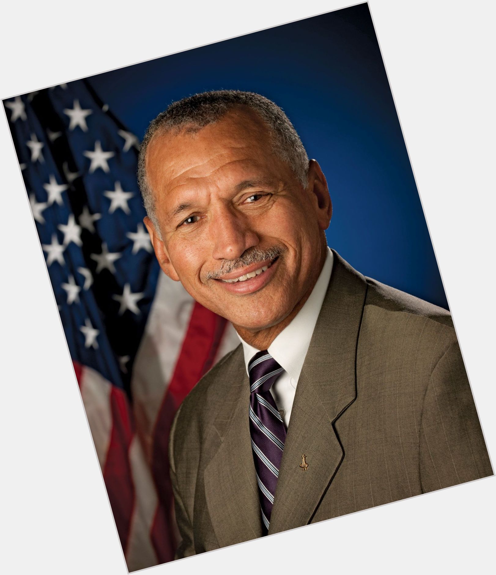 Charles Bolden picture 1