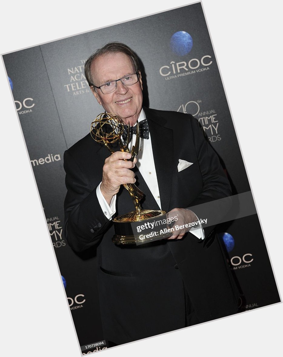 Charles Osgood Average body,  salt and pepper hair & hairstyles