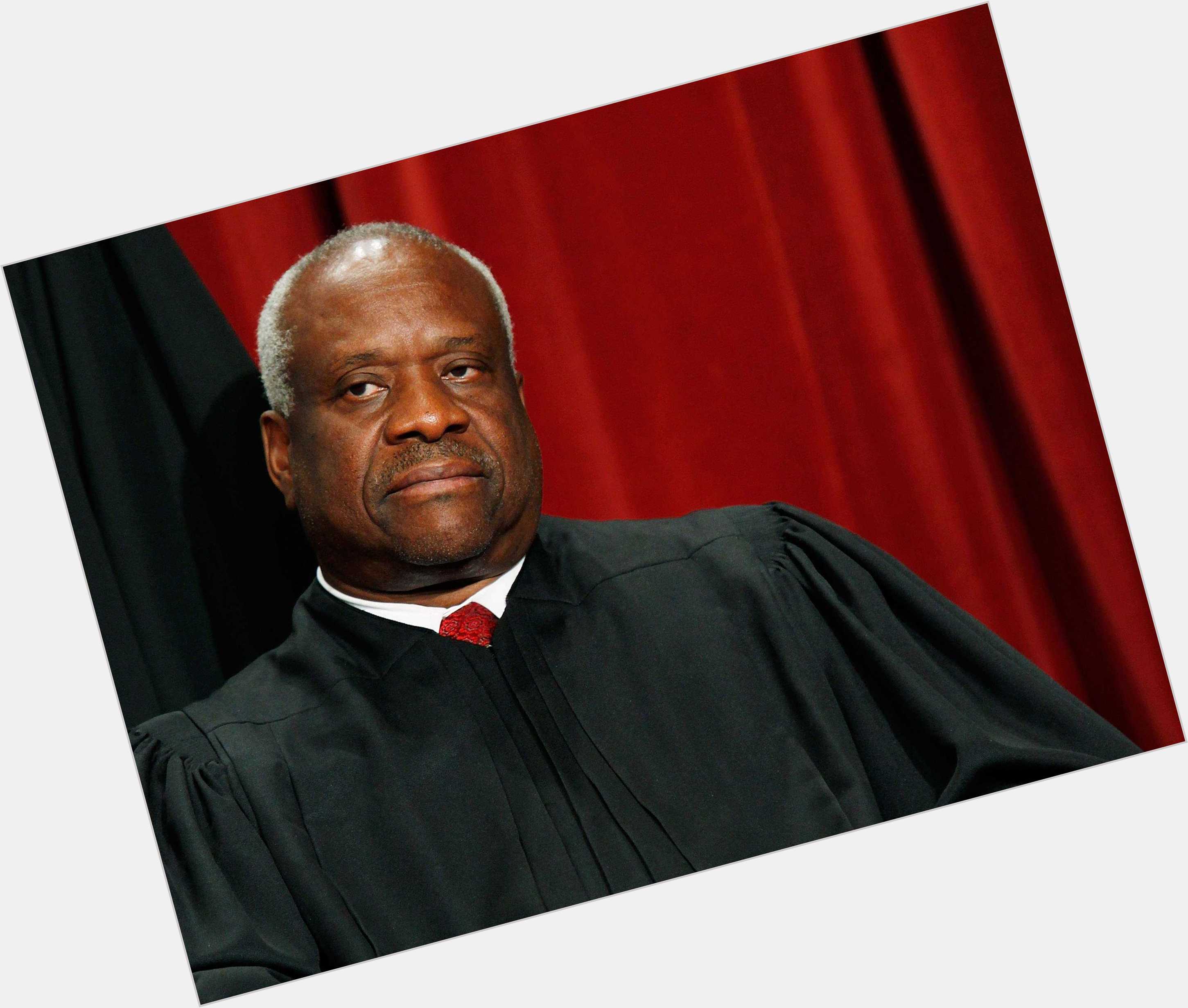 Clarence Thomas Average body,  salt and pepper hair & hairstyles