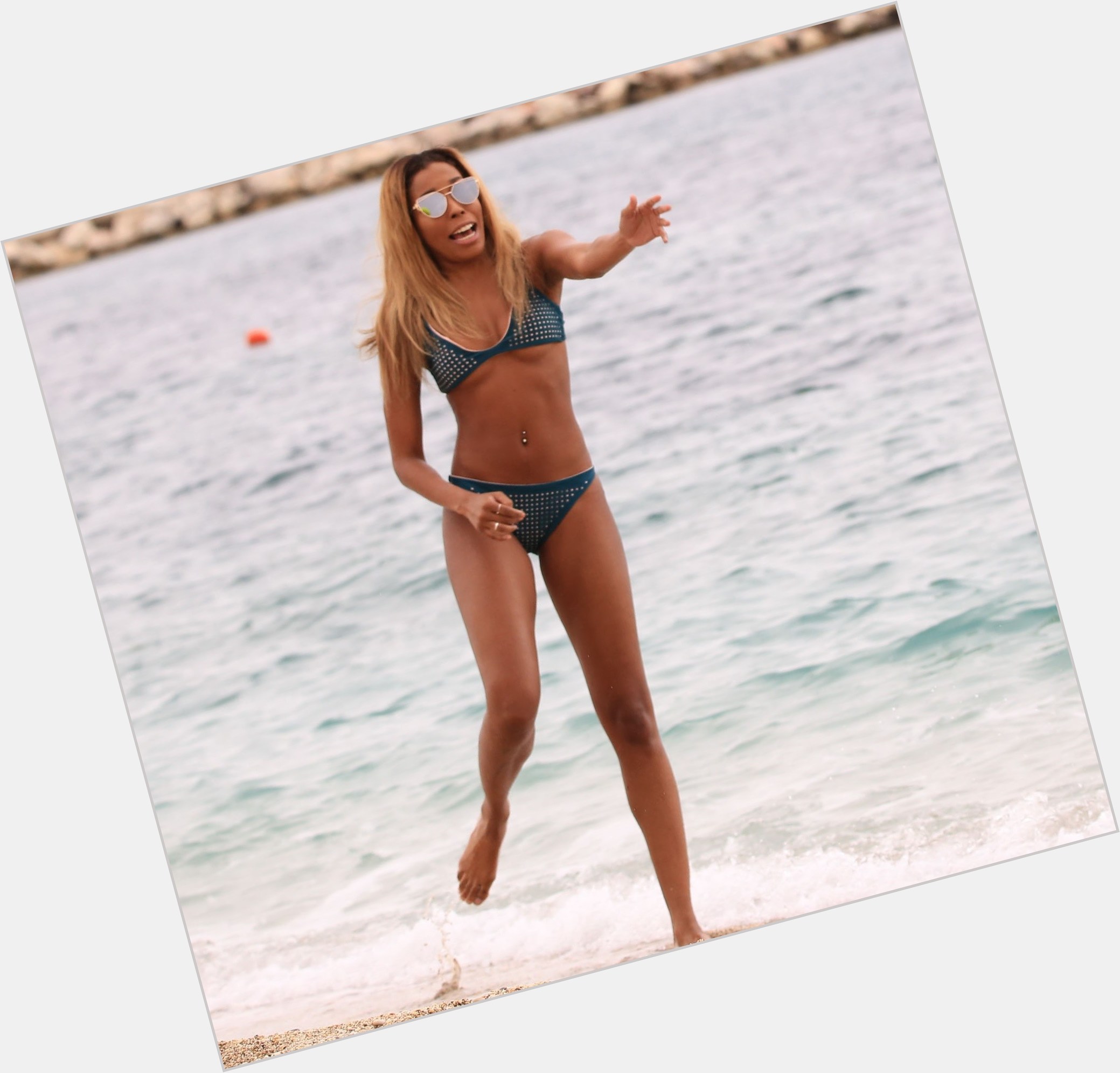 Courtney Parker shirtless bikini