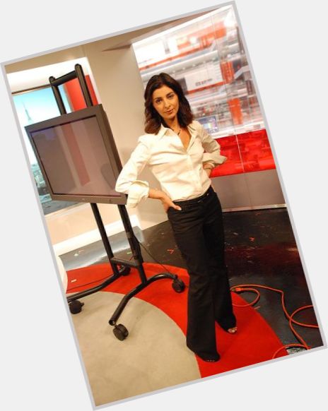 Daljit Dhaliwal full body 8