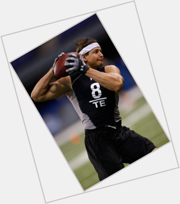 Dan Gronkowski dating 2