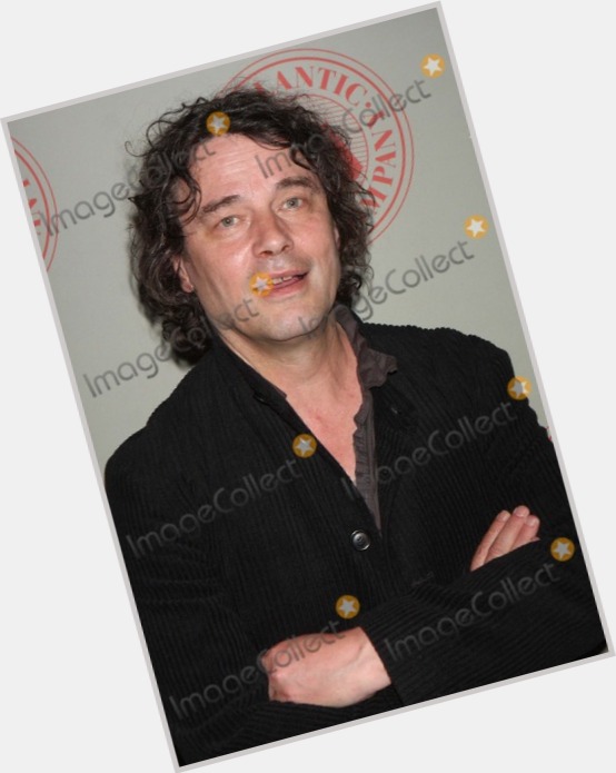 David Leveaux Average body,  dark brown hair & hairstyles