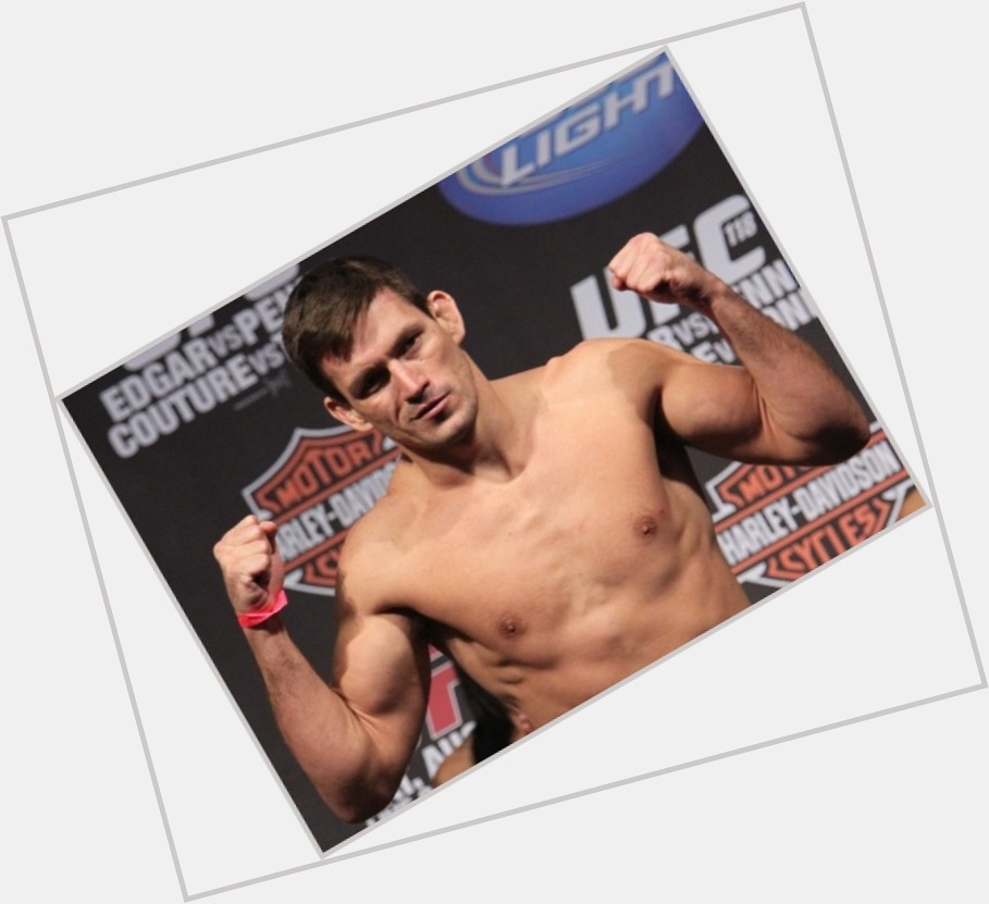 Demian Maia full body 3