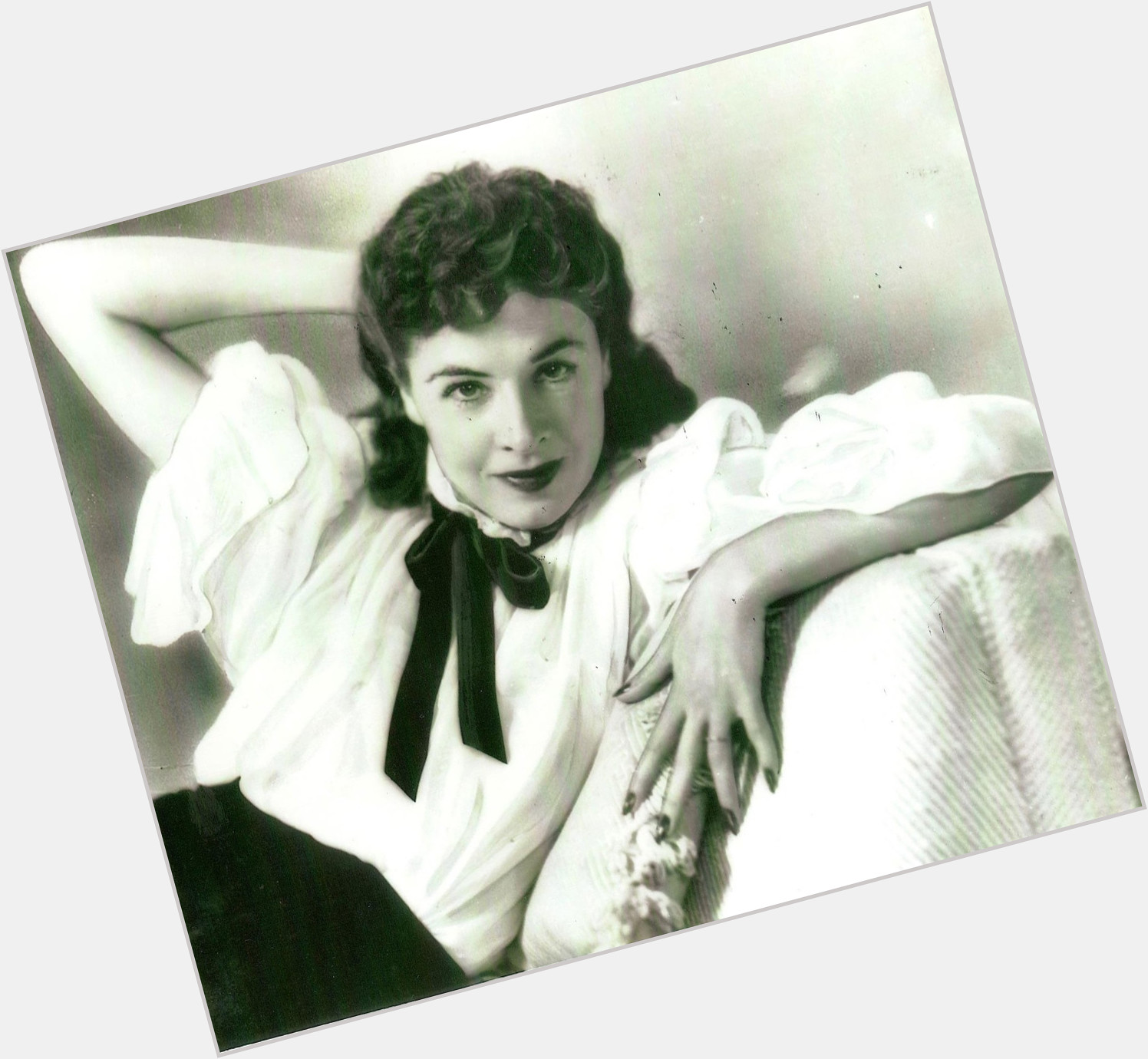 Dorothy Hale  
