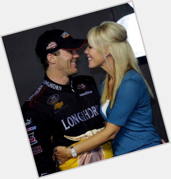 delana harvick tony stewart 5