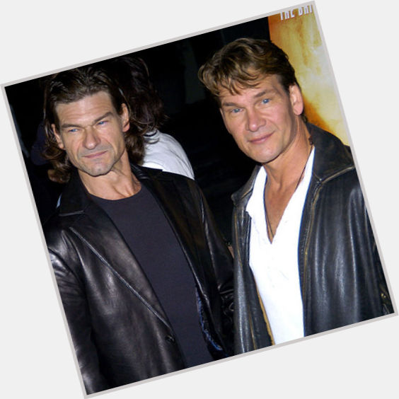 Don Swayze Average body,  light brown hair & hairstyles