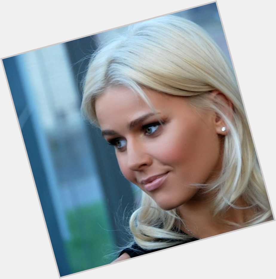 Ekaterina Kuznetsova Slim body,  dyed blonde hair & hairstyles