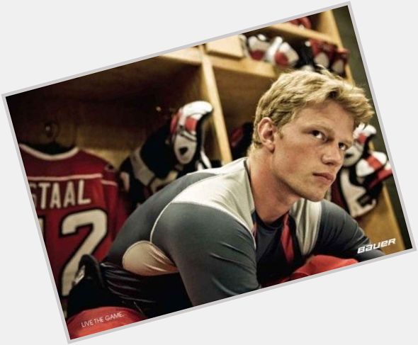 Eric Staal dating 2