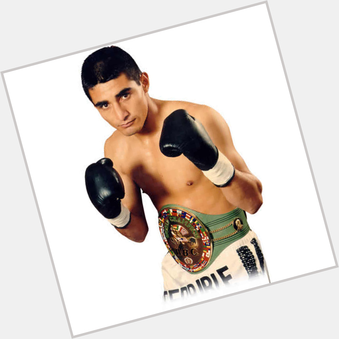 Erik Morales sexy 3