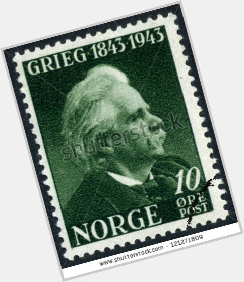Edvard Grieg Average body,  grey hair & hairstyles