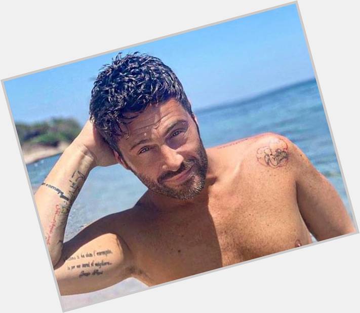 Filippo Bisciglia shirtless bikini