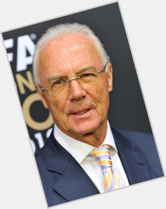 Franz Beckenbauer dark brown hair & hairstyles Athletic body, 
