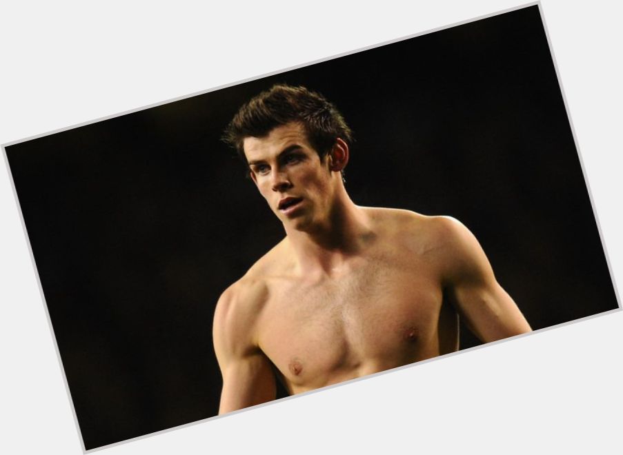 Gareth Bale shirtless bikini