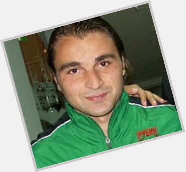 Georgi Kinkladze Athletic body,  light brown hair & hairstyles