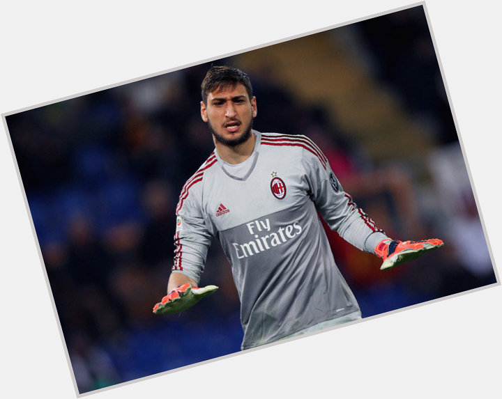 Gianluigi Donnarumma Athletic body,  dark brown hair & hairstyles