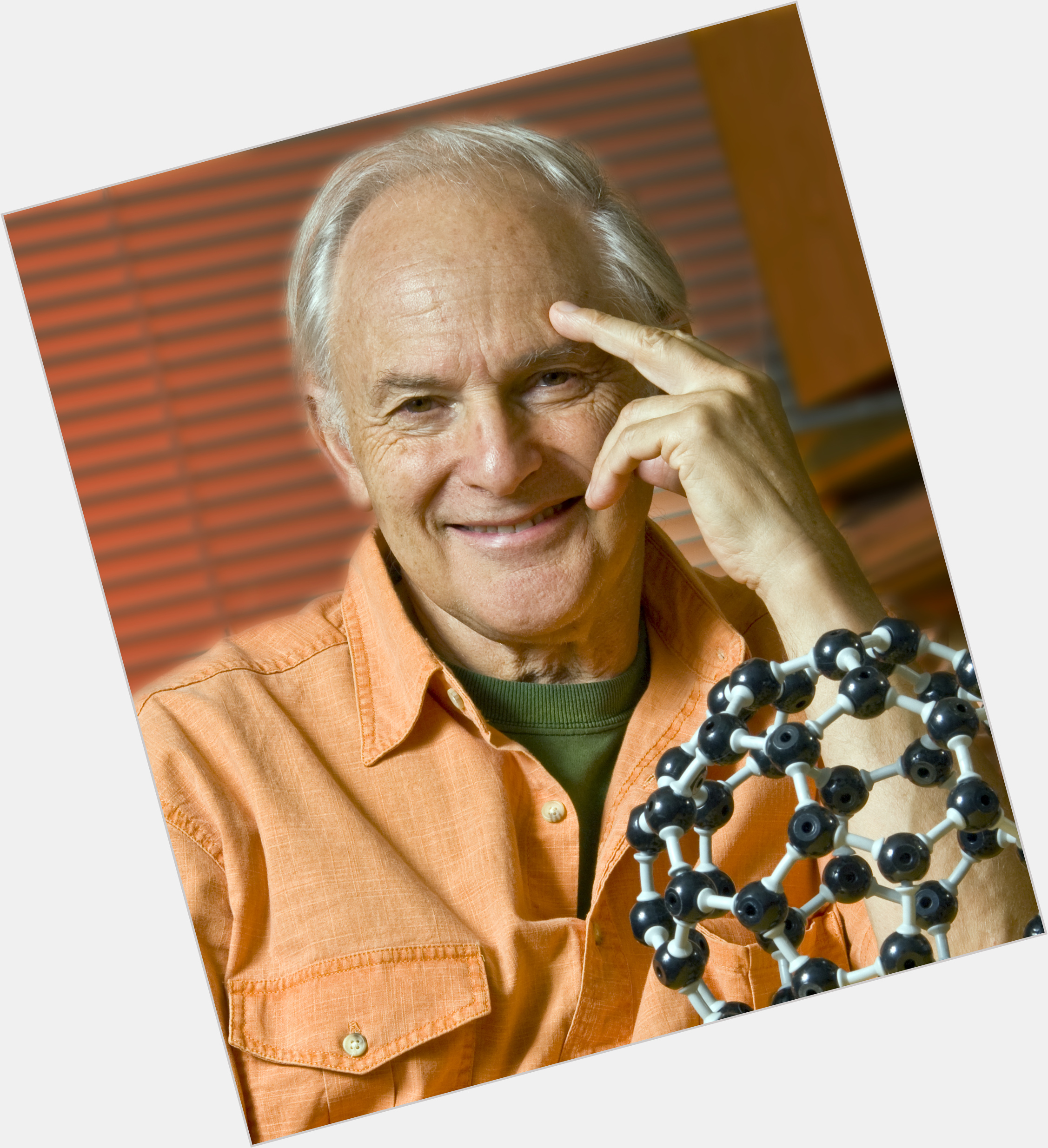 Harry Kroto new pic 1