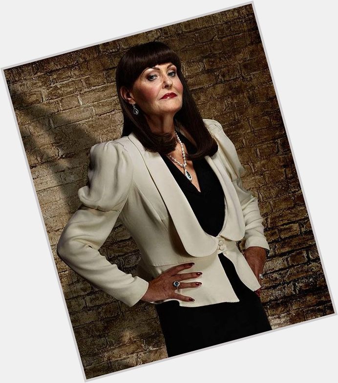 Hilary Devey hairstyle 6