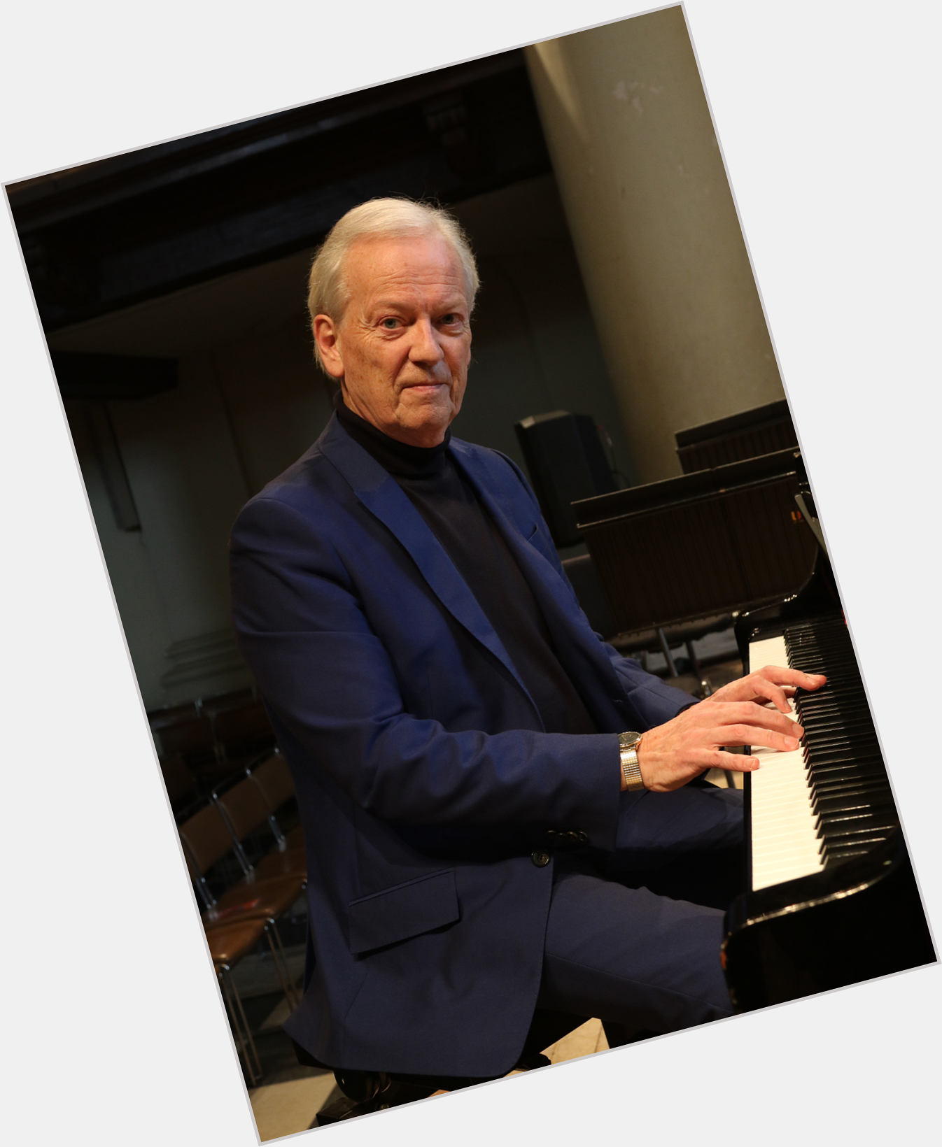 Howard Shelley picture 1