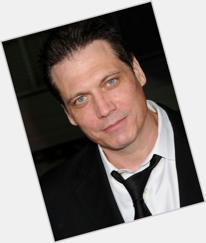 holt mccallany gangster squad 1