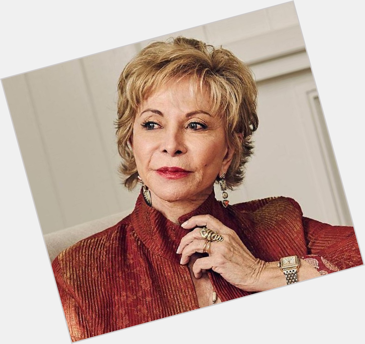 Isabel Allende new pic 1