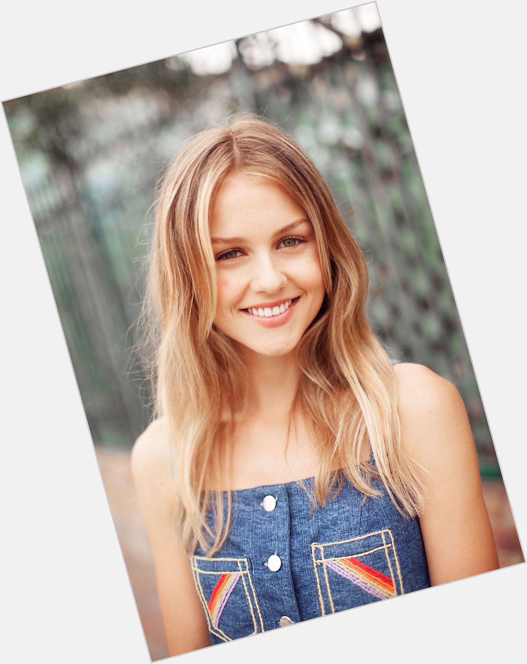 Isabelle Cornish new pic 1