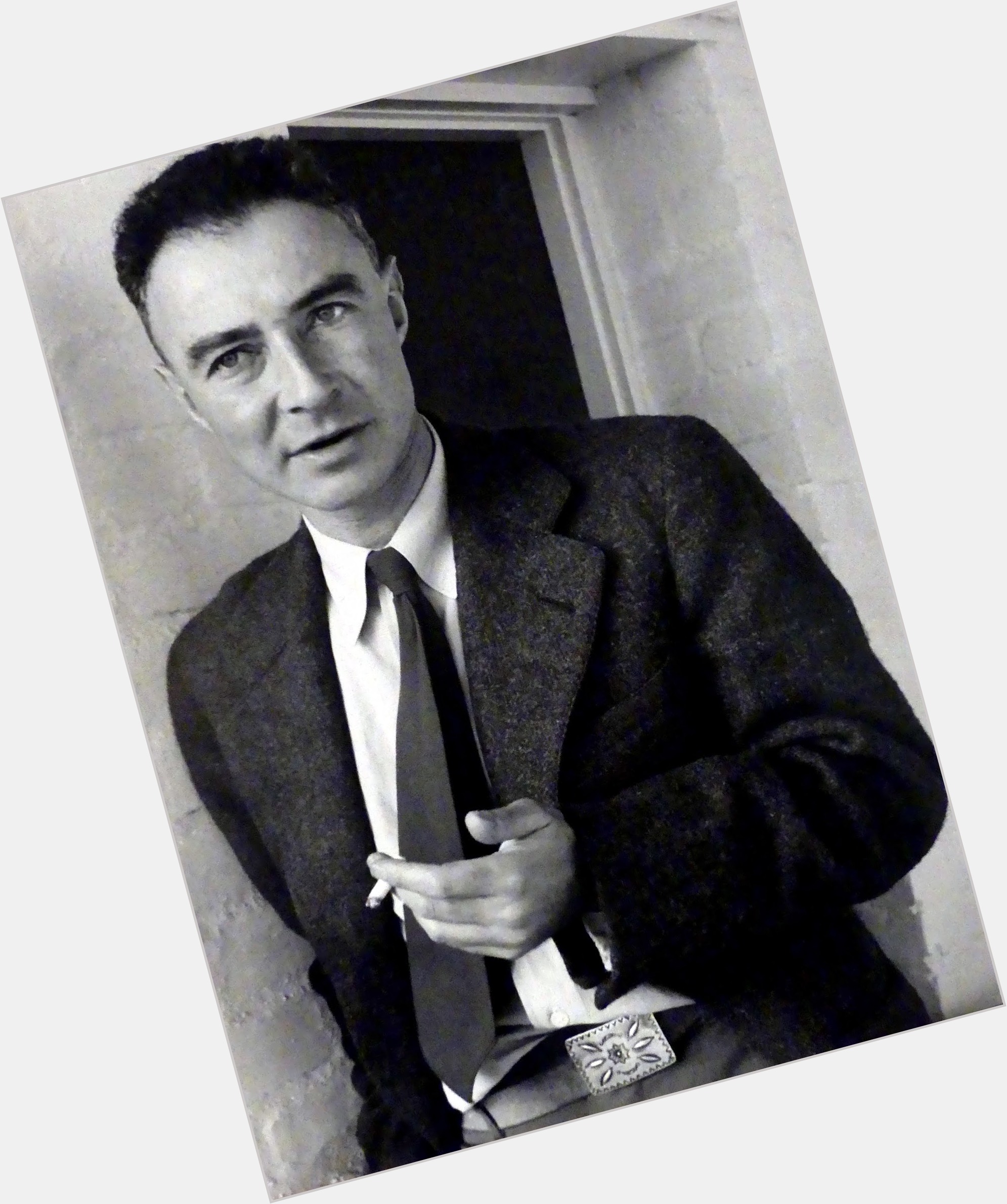 J Robert Oppenheimer  