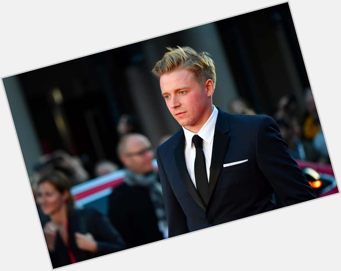 Jack Lowden Athletic body,  blonde hair & hairstyles