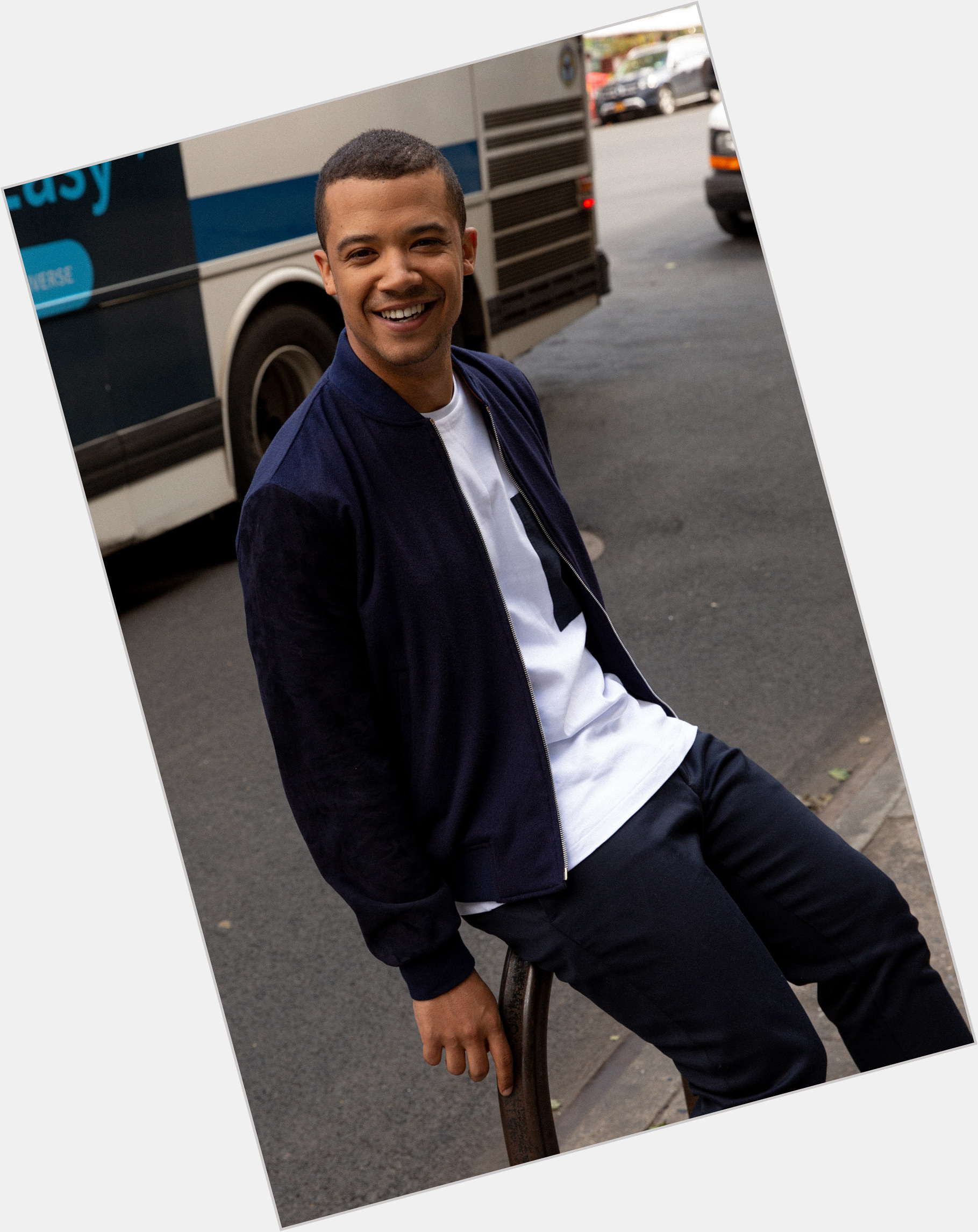 Jacob Anderson hairstyle 3.jpg