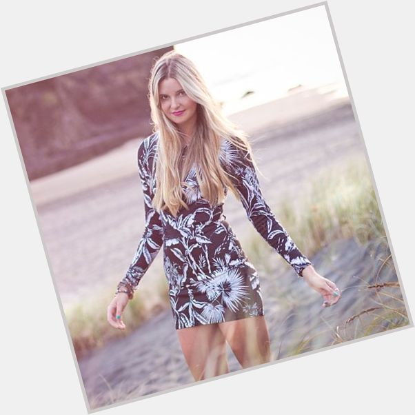 Jamie McDell sexy 4