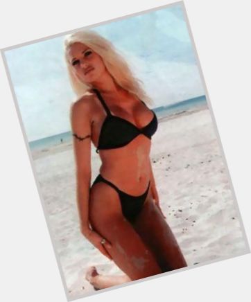 Janna Svenson new pic 5