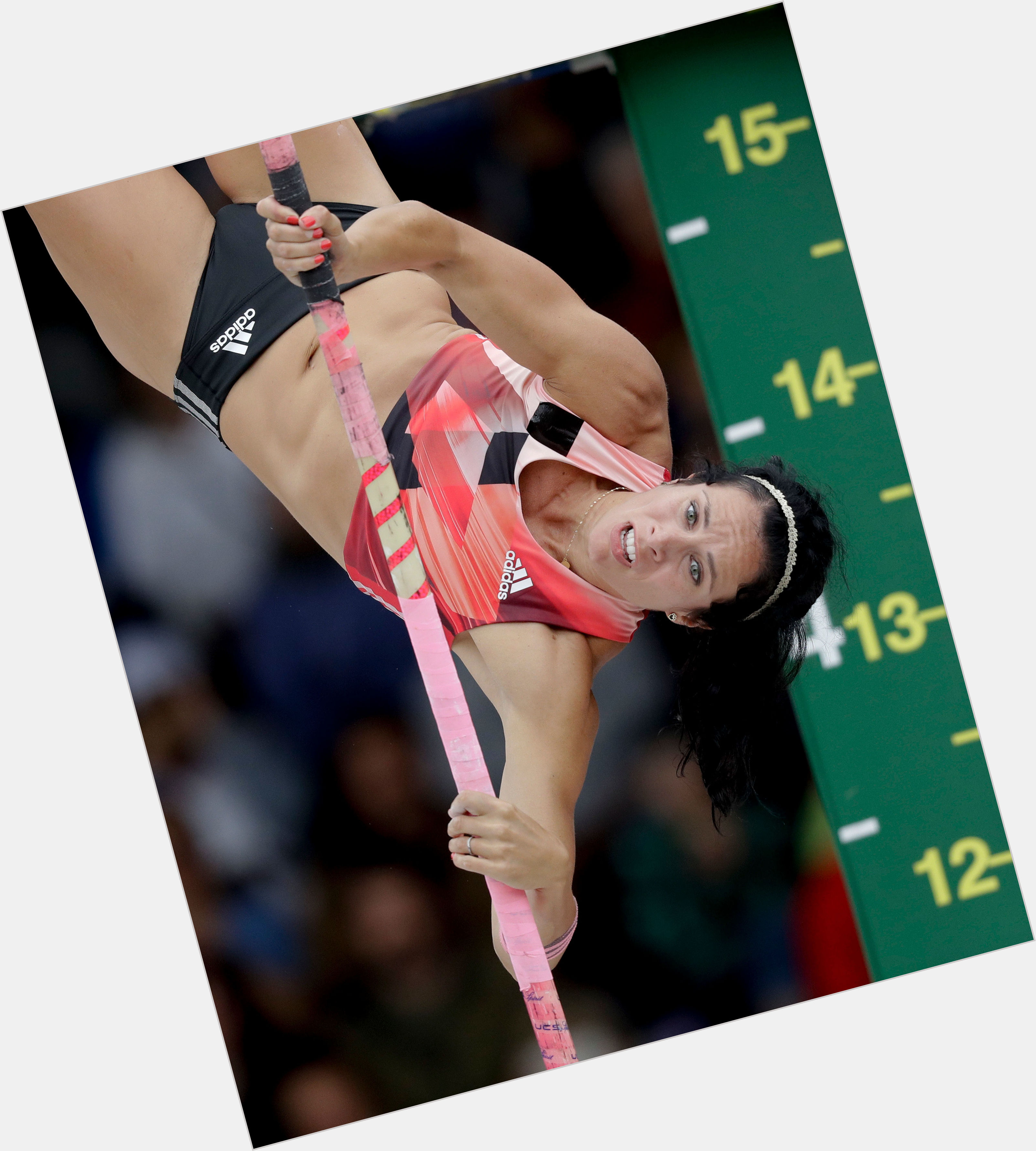 Jenn Suhr hairstyle 6