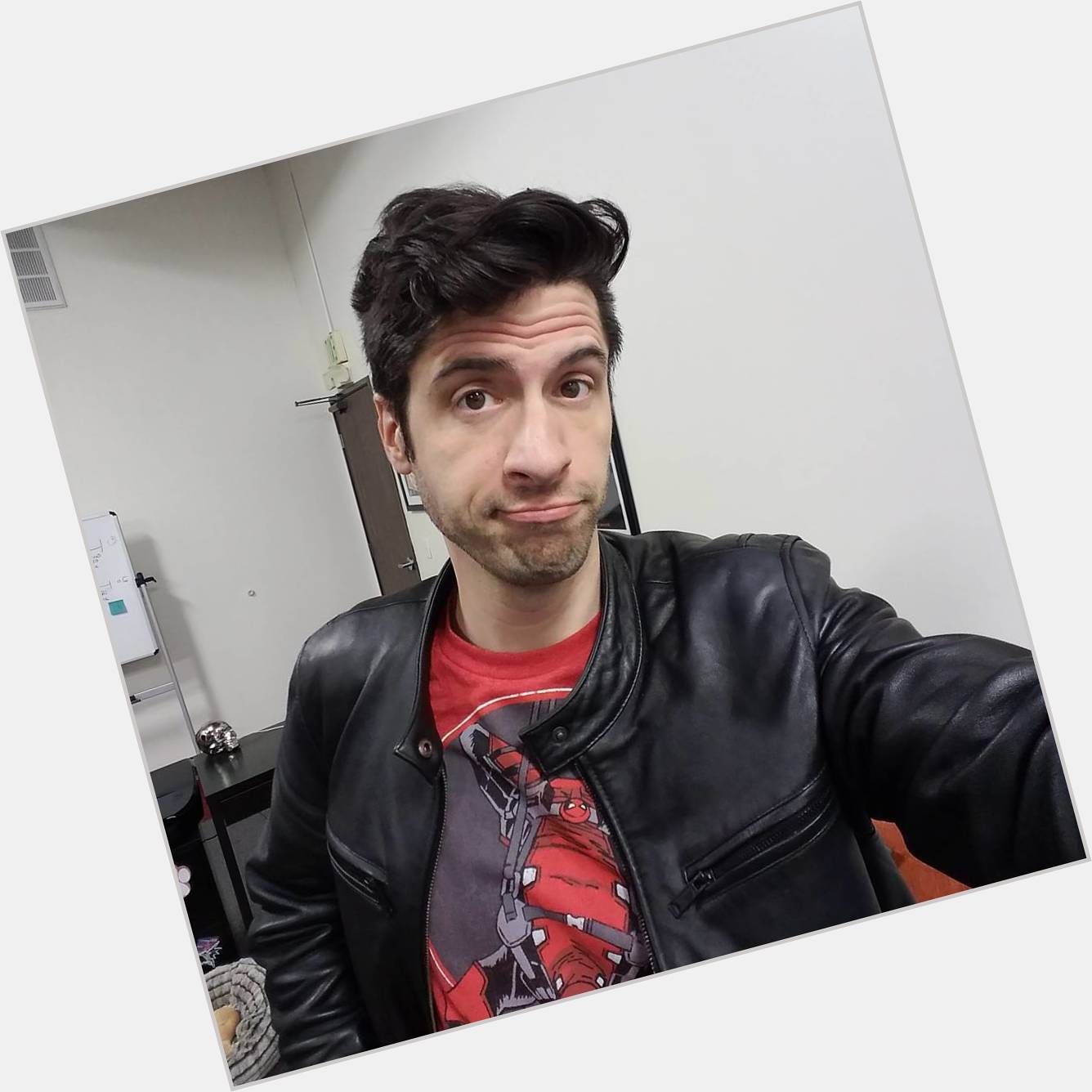 Jeremy Jahns dating 1