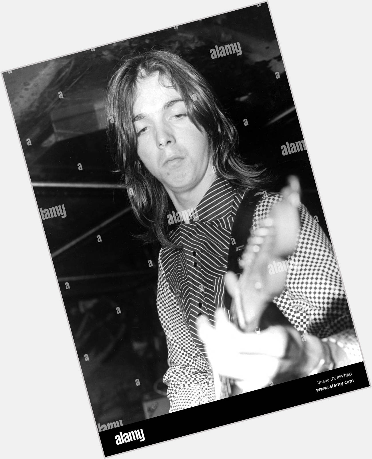 Jimmy Mcculloch Average body,  light brown hair & hairstyles