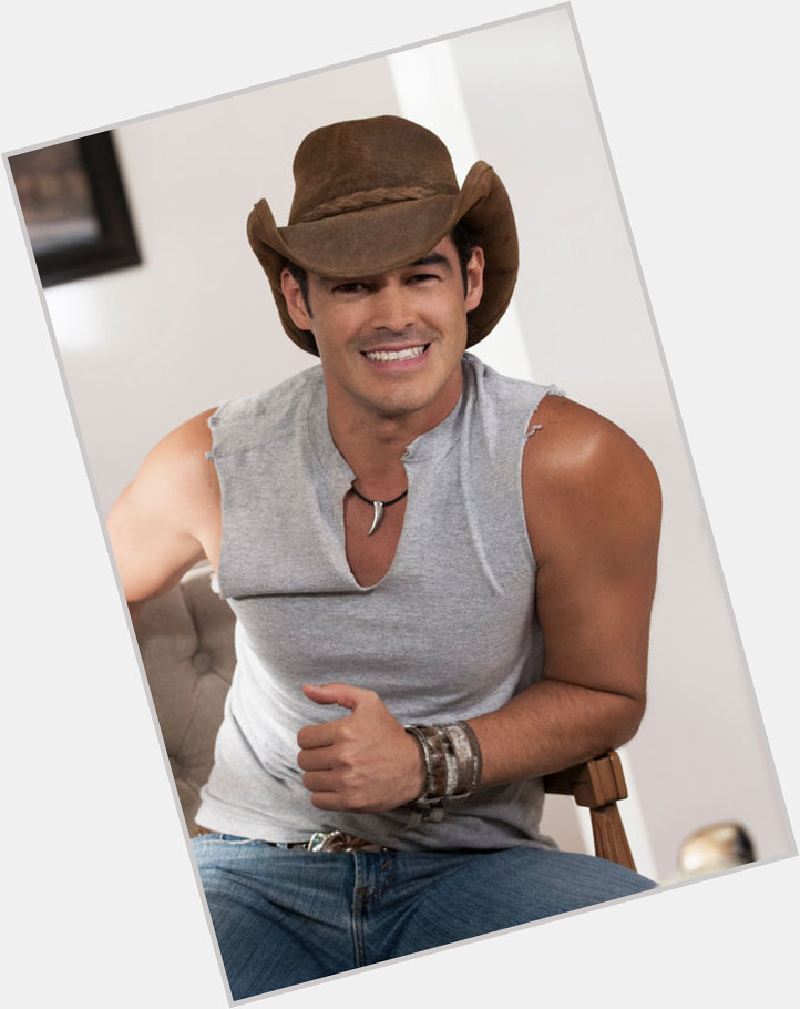 Juan   ngel Esparza body 3