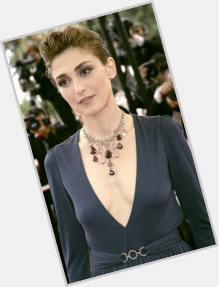 Julie Gayet exclusive hot pic 9